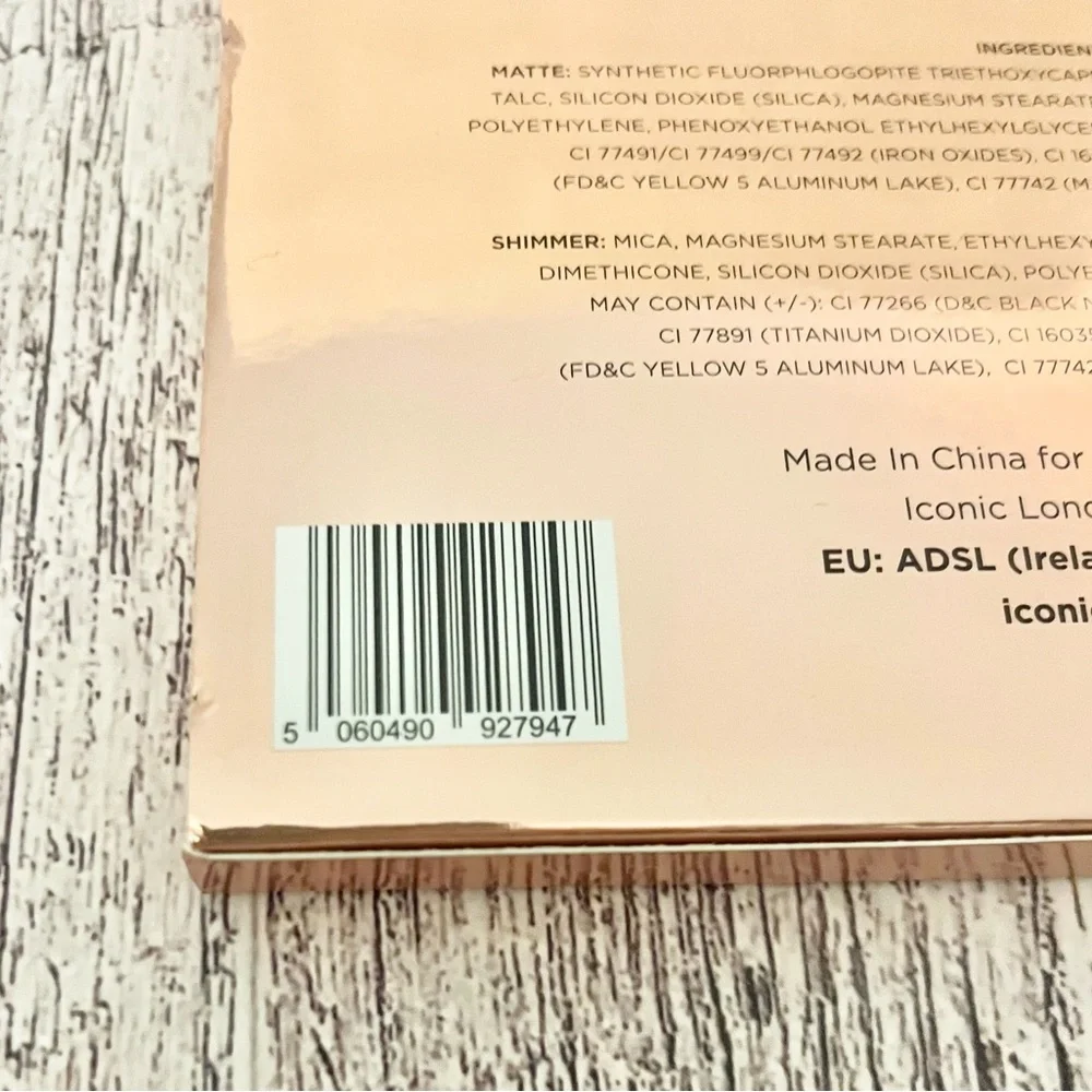 Iconic London DESK TO DANCE EYESHADOW PALETTE brand new in box! - Picture 11 of 14